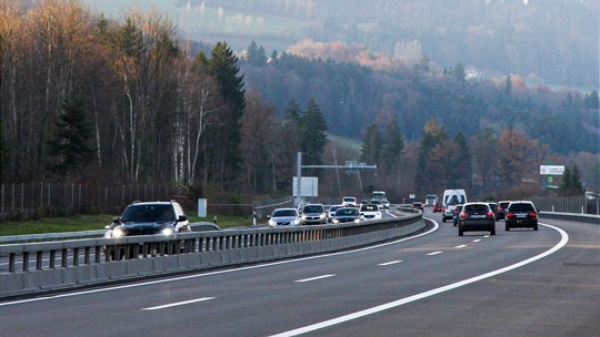  A6 zwischen Rubigen und Kiesen 