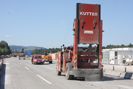  Betonzertrümmerer 