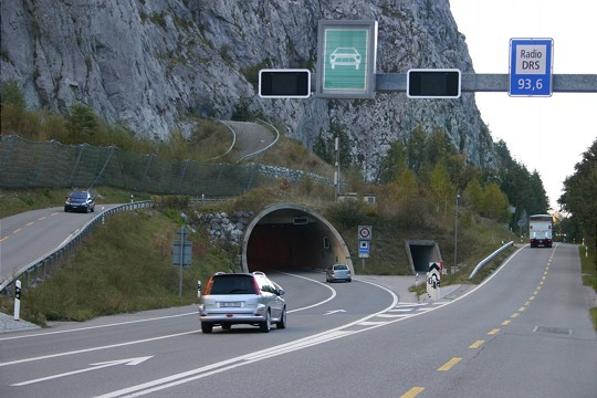  A6 Simmenfluhtunnel 